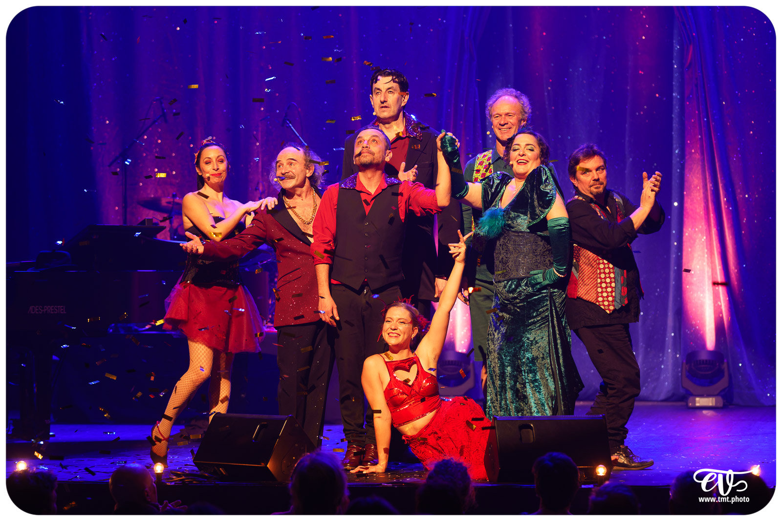 PLEIN FEU (CIE AVRIL EN SEPTEMBRE)